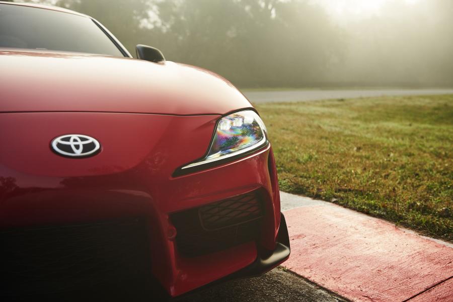 Детали экстерьера Toyota GR Supra (A90) 2019 года  (NA) (фото 16 из 56)